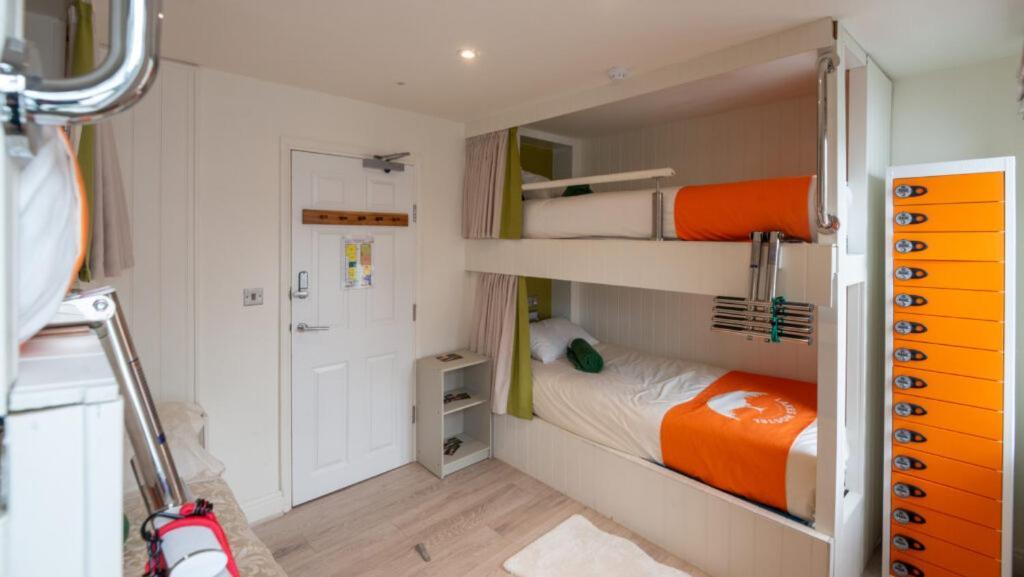 Lakes Boutique Hostel Apartment ウィンダミア エクステリア 写真