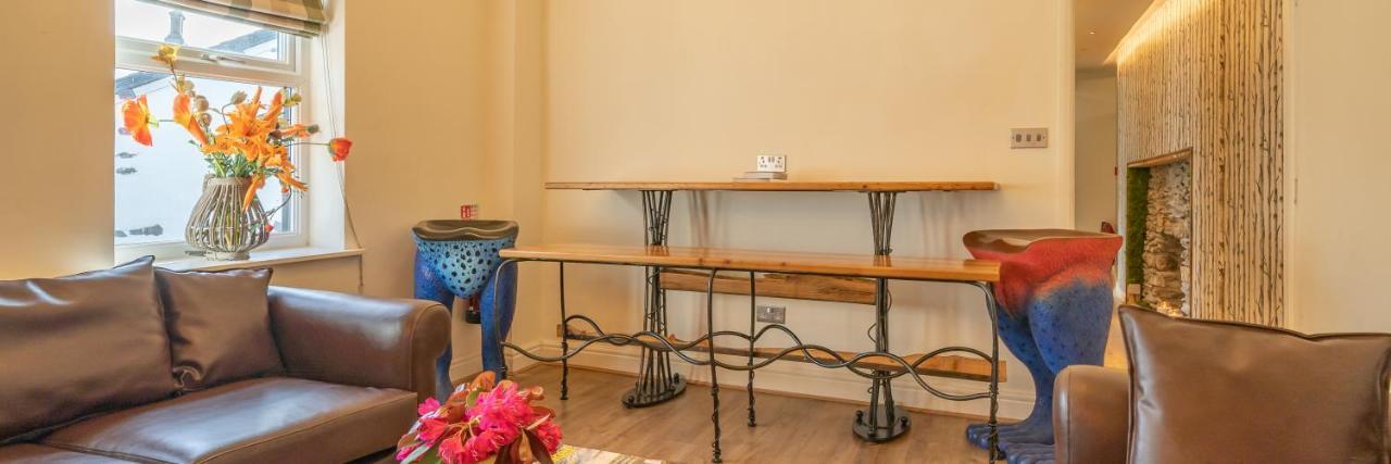 Lakes Boutique Hostel Apartment ウィンダミア エクステリア 写真